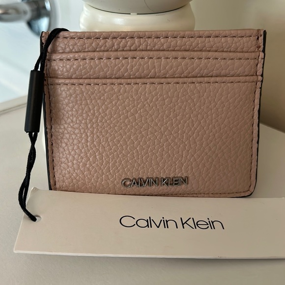 New never used Calvin Klein card holder - Picture 1 of 3